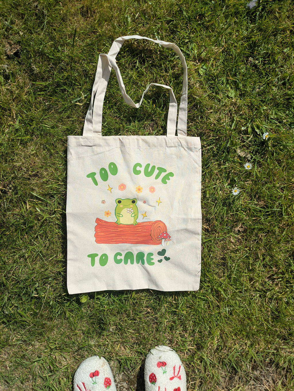 Too Cute to Care Frog Tote Bag – Cute Aesthetic Canvas Tote 🐸✨